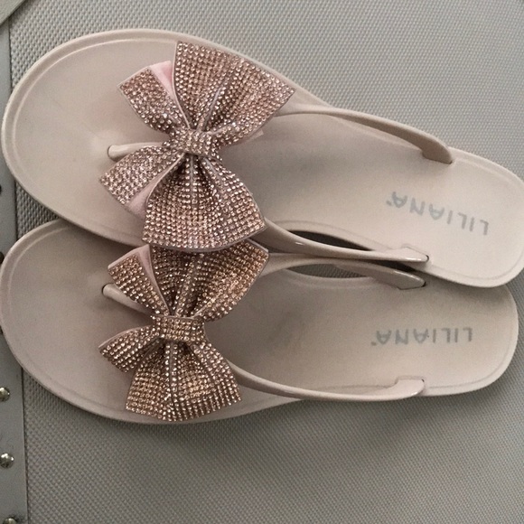 liliana sandals wholesale